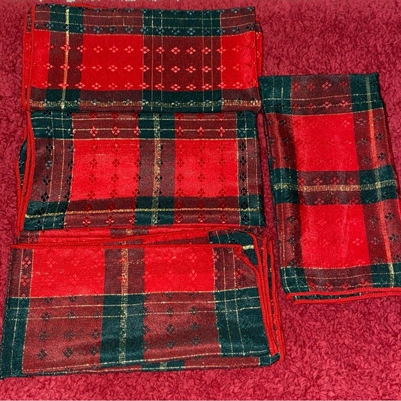 “Christmas Bundle of Napkins, Card List Book, Ornaments” - Picture 8 of 11